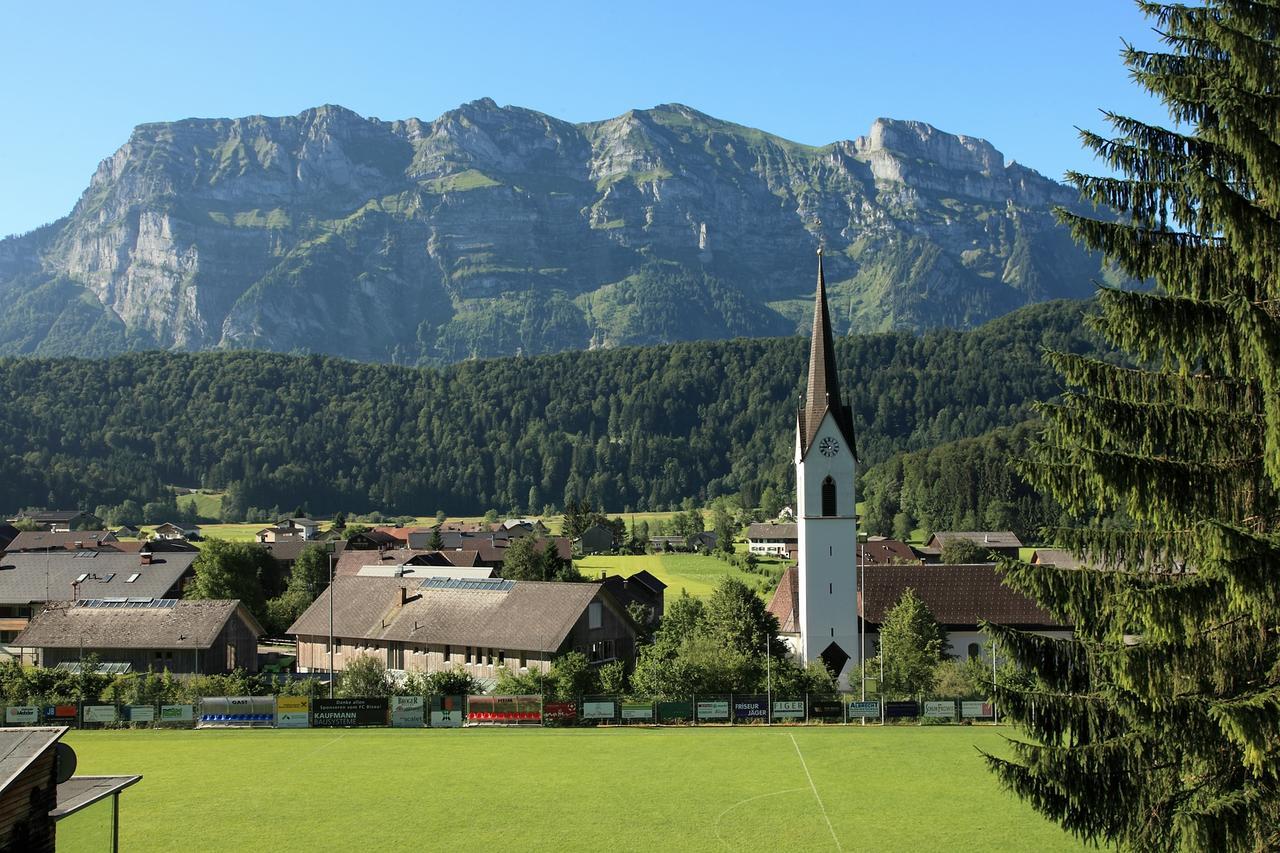 Gasthof Taube Bizau Exterior photo